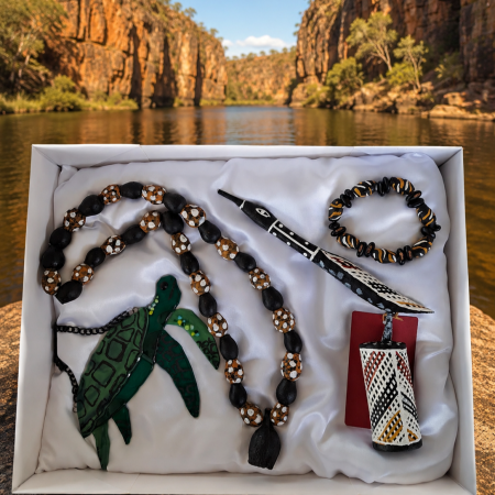 Unique NT corporate gift box featuring locally made jewellery, accessories and Northern Territory gifts